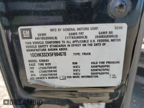 2005 Chevrolet Silverado 3500 SRW LT с VIN 1GCHK332X5F904678, выставлен на аукционе Copart как лот 56480865 с пробегом 214 863 миль миль и Списание • Salvage title. История ставок и продаж доступна на DreamBid. Изображение 13.