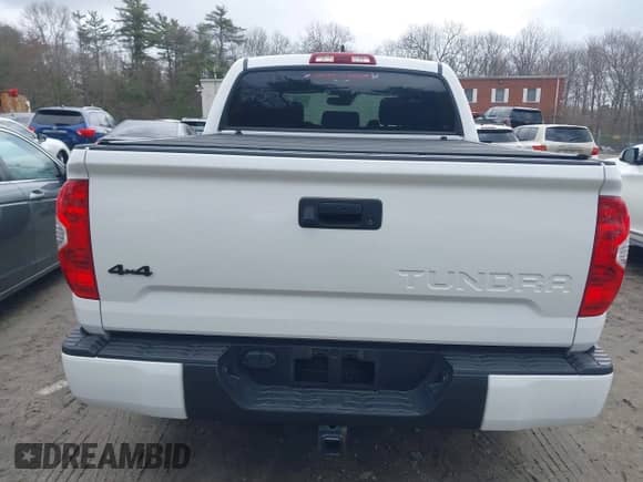 2021 Toyota Tundra SR5 with VIN 5TFDY5F13MX029741, listed as a IAAI auction lot 42030116 with 110,894 mi miles and . Bid and sale history available at DreamBid. Image 16.