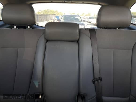 2011 Hyundai Santa Fe SE z VIN 5XYZH4AG8BG017645, wystawiony jako Copart lot #55505695 z przebiegiem 136 891 mil mil oraz Szkoda całkowita • Salvage title. Historia ofert i sprzedaży dostępna na DreamBid. Obrazek 10.