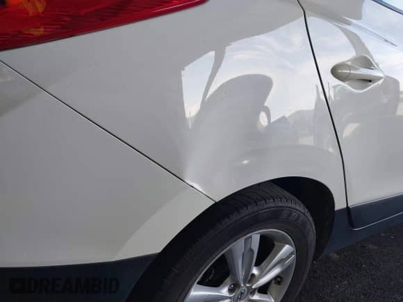 2012 Hyundai Tucson Limited с VIN KM8JUCAC5CU510047, выставлен на аукционе IAAI как лот 43177931 с пробегом 171 372 миль миль и . История ставок и продаж доступна на DreamBid. Изображение 6.