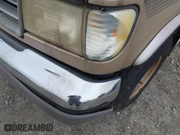 1996 Ford Econoline Cargo с VIN 1FDEE14H5THA03944, выставлен на аукционе IAAI как лот 42901512 с пробегом Не указан миль и . История ставок и продаж доступна на DreamBid. Изображение 14.