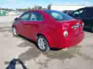 2013 Chevrolet Sonic LT с VIN 1G1JC5SH9D4183417, выставлен на аукционе IAAI как лот 43397596 с пробегом 115 555 миль миль и . История ставок и продаж доступна на DreamBid. Изображение 3.