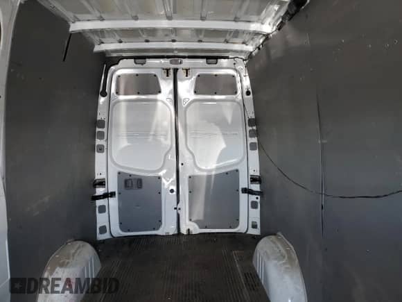 2007 Dodge Sprinter with VIN WD0PE745775220450, listed as a Copart auction lot 54444025 with 84,625 mi miles and Salvage title. Bid and sale history available at DreamBid. Image 10.