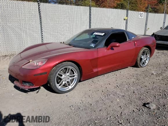 2005 Chevrolet Corvette с VIN 1G1YY24U055121120, выставлен на аукционе Copart как лот 87123205 с пробегом 83 664 миль миль и Списание • Salvage title. История ставок и продаж доступна на DreamBid. Изображение 1.