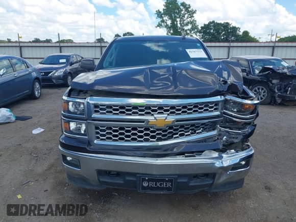 2015 Chevrolet Silverado 1500 LT z VIN 1GCVKREH4FZ431688, wystawiony jako IAAI lot #42567233 z przebiegiem 90 576 mil mil oraz . Historia ofert i sprzedaży dostępna na DreamBid. Obrazek 12.