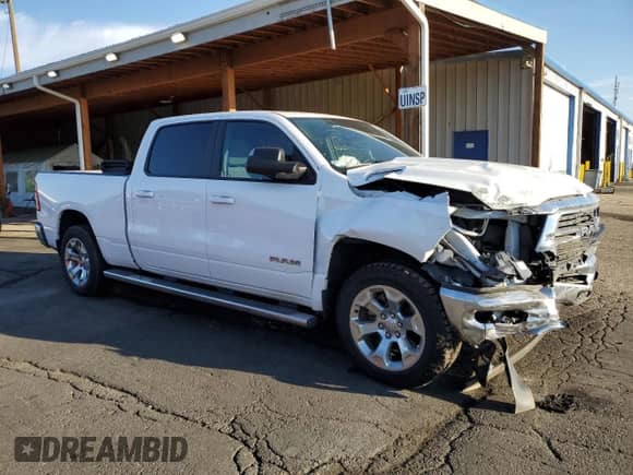 2021 Ram 1500 Big Horn z VIN 1C6SRFMT2MN648638, wystawiony jako Copart lot #64840265 z przebiegiem 73 145 mil mil oraz Szkoda całkowita • Salvage title. Historia ofert i sprzedaży dostępna na DreamBid. Obrazek 4.