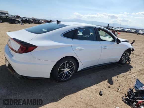 2023 Hyundai Sonata SEL z VIN KMHL64JA3PA311822, wystawiony jako Copart lot #80019425 z przebiegiem Nie podano mil oraz Szkoda całkowita • Salvage title. Historia ofert i sprzedaży dostępna na DreamBid. Obrazek 3.