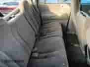 2002 Dodge Dakota SLT z VIN 1B7HG48N92S592088, wystawiony jako Copart lot #66957145 z przebiegiem 227 873 mil mil oraz Nie do naprawy • Non repairable. Historia ofert i sprzedaży dostępna na DreamBid. Obrazek 10.