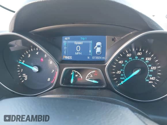 2014 Ford Escape SE with VIN 1FMCU0GX5EUC77081, listed as a IAAI auction lot 43527210 with 73,924 mi miles and . Bid and sale history available at DreamBid. Image 7.