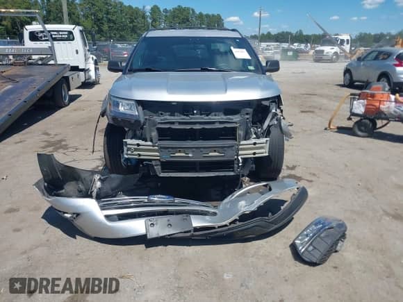 2018 Ford Explorer z VIN 1FM5K7B80JGB85814, wystawiony jako IAAI lot #43059387 z przebiegiem 227 148 mil mil oraz . Historia ofert i sprzedaży dostępna na DreamBid. Obrazek 13.