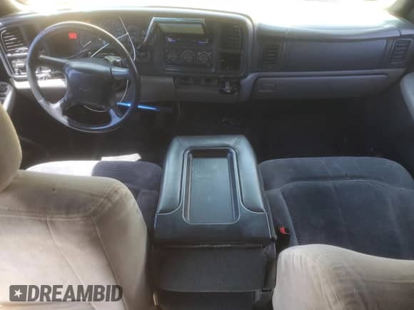 2001 Chevrolet Suburban LS с VIN 3GNEC16T21G146747, выставлен на аукционе Copart как лот 57613025 с пробегом 149 534 миль миль и Списание • Salvage title. История ставок и продаж доступна на DreamBid. Изображение 8.