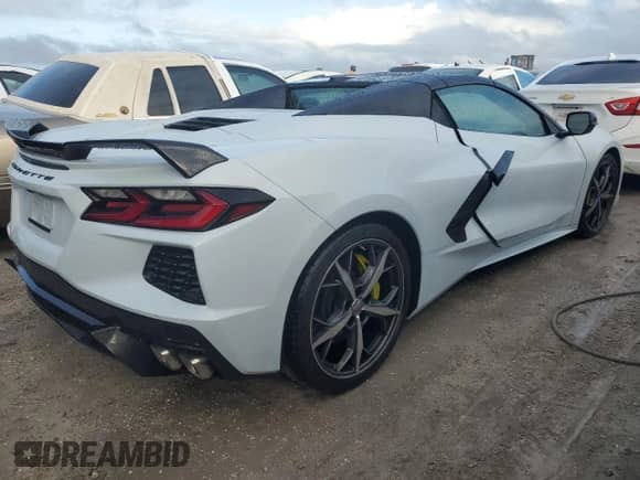 2022 Chevrolet Corvette 2LT с VIN 1G1YB3D41N5101899, выставлен на аукционе Copart как лот 74634274 с пробегом Не указан миль и На запчасти • Non repairable. История ставок и продаж доступна на DreamBid. Изображение 3.