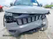 2021 Jeep Grand Cherokee Laredo E z VIN 1C4RJFAG4MC700384, wystawiony jako IAAI lot #42192672 z przebiegiem 54 525 mil mil oraz . Historia ofert i sprzedaży dostępna na DreamBid. Obrazek 18.