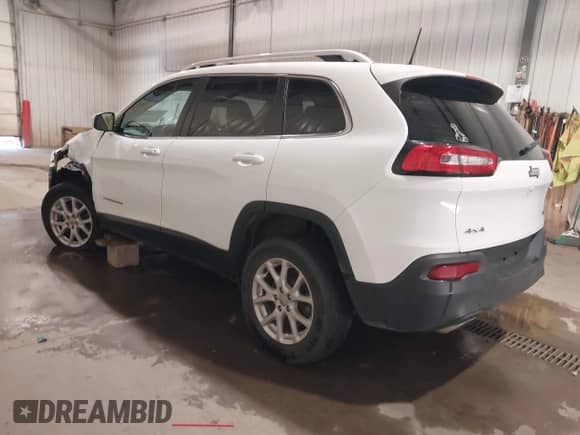 2016 Jeep Cherokee Latitude с VIN 1C4PJMCS5GW271708, выставлен на аукционе IAAI как лот 43360428 с пробегом 61 986 миль миль и . История ставок и продаж доступна на DreamBid. Изображение 3.