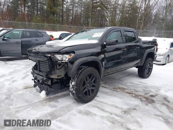 2023 Chevrolet Colorado 4WD Trail Boss с VIN 1GCPTEEK5P1196857, выставлен на аукционе IAAI как лот 41540862 с пробегом 13 681 миль миль и . История ставок и продаж доступна на DreamBid. Изображение 18.