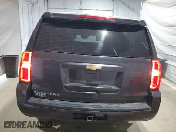 2017 Chevrolet Suburban LT с VIN 1GNSKHKC5HR165128, выставлен на аукционе Copart как лот 66554175 с пробегом 120 612 миль миль и Списание • Salvage title. История ставок и продаж доступна на DreamBid. Изображение 6.