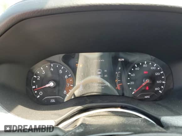 2024 Jeep Compass Latitude Lux с VIN 3C4NJDFN5RT150215, выставлен на аукционе Copart как лот 59351175 с пробегом 11 295 миль миль и Списание • Salvage title. История ставок и продаж доступна на DreamBid. Изображение 9.