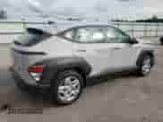 2026 Hyundai Kona SE with VIN KM8HA3AB7TU352597, listed as a Copart auction lot 81976825 with 698 mi miles and Salvage title. Bid and sale history available at DreamBid. Image 3.