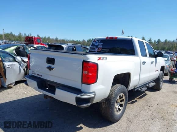 2017 Chevrolet Silverado 1500 LT with VIN 1GCVKREC7HZ372689, listed as a IAAI auction lot 42046958 with 109,027 mi miles and . Bid and sale history available at DreamBid. Image 4.