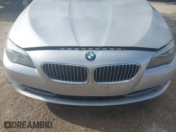 2012 BMW 5 Series 535i xDrive с VIN WBAFU7C50CDU63376, выставлен на аукционе IAAI как лот 43482853 с пробегом 151 087 миль миль и . История ставок и продаж доступна на DreamBid. Изображение 6.