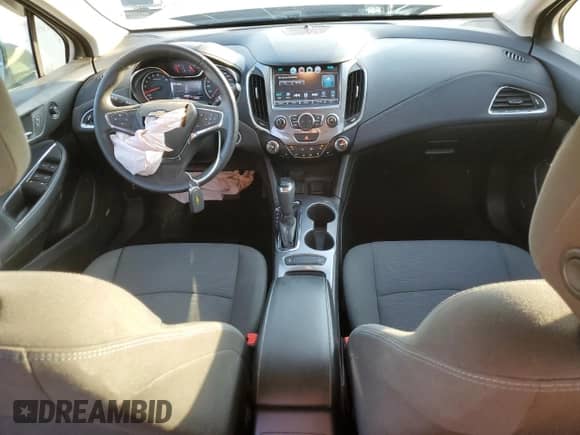 2018 Chevrolet Cruze LT with VIN 1G1BE5SM8J7156764, listed as a Copart auction lot 71676335 with 134,999 mi miles and Salvage title. Bid and sale history available at DreamBid. Image 8.