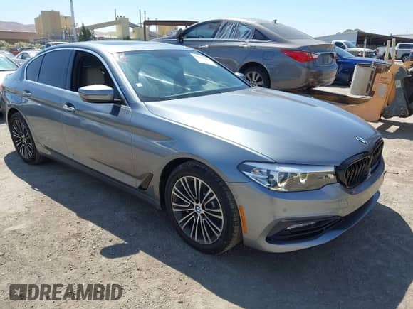 2017 BMW 5 Series 530i с VIN WBAJA5C36HG893781, выставлен на аукционе IAAI как лот 43151248 с пробегом 71 084 миль миль и . История ставок и продаж доступна на DreamBid. Изображение 1.
