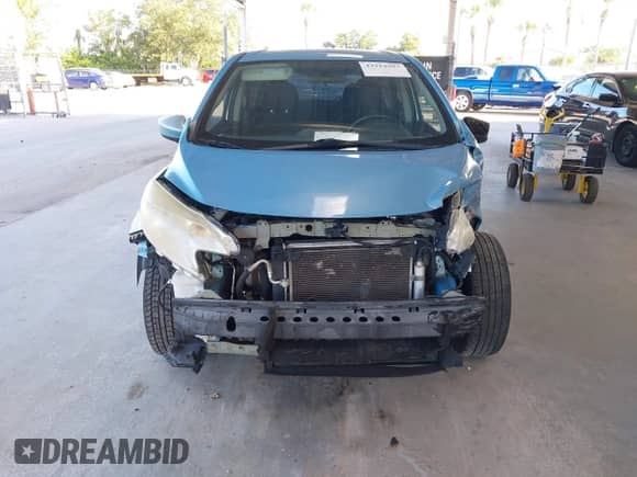 2015 Nissan Note S Plus z VIN 3N1CE2CP6FL418838, wystawiony jako IAAI lot #43219982 z przebiegiem 120 425 mil mil oraz . Historia ofert i sprzedaży dostępna na DreamBid. Obrazek 12.