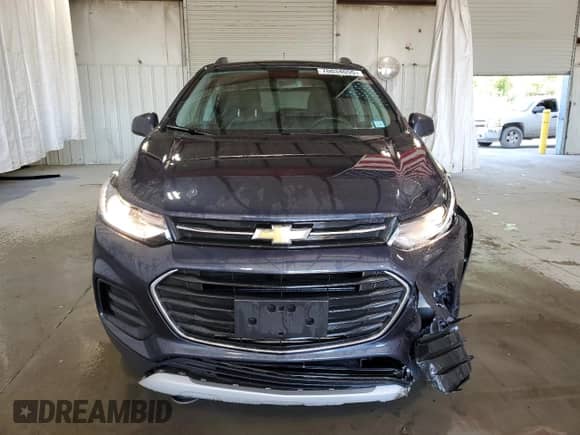 2018 Chevrolet Trax LT with VIN 3GNCJPSB5JL242747, listed as a Copart auction lot 70034055 with 120,736 mi miles and Salvage title. Bid and sale history available at DreamBid. Image 5.