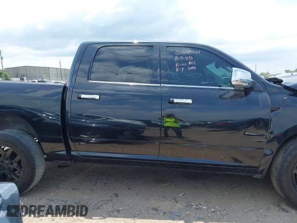 2017 Ram 1500 Lone Star with VIN 1C6RR6LT5HS825416, listed as a IAAI auction lot 42998573 with Not provided miles and . Bid and sale history available at DreamBid. Image 12.