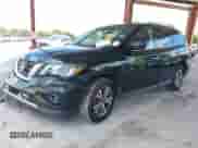 2019 Nissan Pathfinder S z VIN 5N1DR2MN4KC588328, wystawiony jako IAAI lot #43241222 z przebiegiem 129 820 mil mil oraz . Historia ofert i sprzedaży dostępna na DreamBid. Obrazek 20.