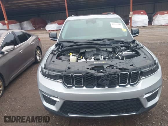 2022 Jeep Grand Cherokee с VIN 1C4RJYB65N8759353, выставлен на аукционе IAAI как лот 42542782 с пробегом 23 380 миль миль и . История ставок и продаж доступна на DreamBid. Изображение 11.
