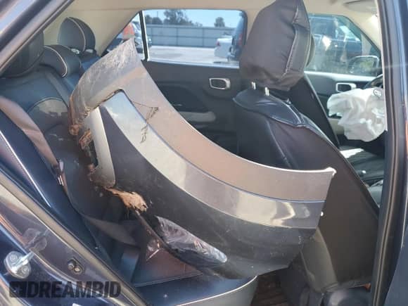 2021 Hyundai Venue Denim с VIN KMHRC8A36MU082896, выставлен на аукционе Copart как лот 61379505 с пробегом 108 750 миль миль и Списание • Salvage title. История ставок и продаж доступна на DreamBid. Изображение 11.