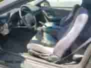 1994 Chevrolet Camaro z VIN 2G1FP32S3R2187437, wystawiony jako Copart lot #55078385 z przebiegiem 113 287 mil mil oraz Czysty tytuł • Clean title. Historia ofert i sprzedaży dostępna na DreamBid. Obrazek 7.