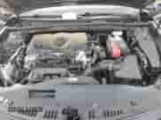 2018 Toyota Camry SE z VIN 4T1B11HK3JU646558, wystawiony jako Copart lot #84472655 z przebiegiem 164 510 mil mil oraz Szkoda całkowita • Salvage title. Historia ofert i sprzedaży dostępna na DreamBid. Obrazek 11.