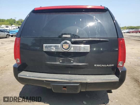 2014 Cadillac Escalade ESV Luxury с VIN 1GYS4HEF0ER239392, выставлен на аукционе Copart как лот 68245055 с пробегом 184 699 миль миль и Списание • Salvage title. История ставок и продаж доступна на DreamBid. Изображение 6.