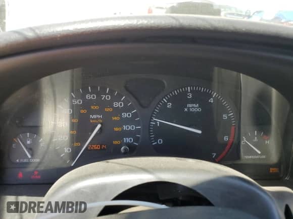 2000 Saturn SL with VIN 1G8ZH5280YZ121421, listed as a Copart auction lot 58169285 with 226,014 mi miles and Salvage title. Bid and sale history available at DreamBid. Image 9.