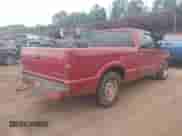 2002 Chevrolet S-10 LS с VIN 1GCCS19W428172105, выставлен на аукционе IAAI как лот 43396975 с пробегом 156 475 миль миль и . История ставок и продаж доступна на DreamBid. Изображение 4.