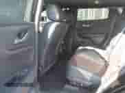 2019 Chevrolet Blazer RS z VIN 3GNKBJRS9KS669500, wystawiony jako IAAI lot #42892626 z przebiegiem 83 115 mil mil oraz . Historia ofert i sprzedaży dostępna na DreamBid. Obrazek 8.