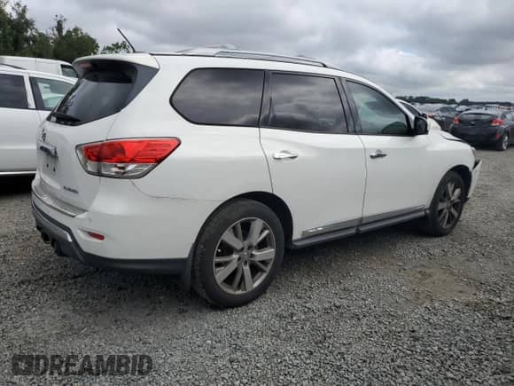 2013 Nissan Pathfinder Platinum с VIN 5N1AR2MN1DC679711, выставлен на аукционе Copart как лот 71876805 с пробегом 141 256 миль миль и Списание • Salvage title. История ставок и продаж доступна на DreamBid. Изображение 3.