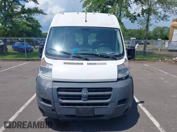 2014 Ram ProMaster Cargo с VIN 3C6TRVBG1EE121443, выставлен на аукционе IAAI как лот 42512267 с пробегом 242 669 миль миль и . История ставок и продаж доступна на DreamBid. Изображение 12.