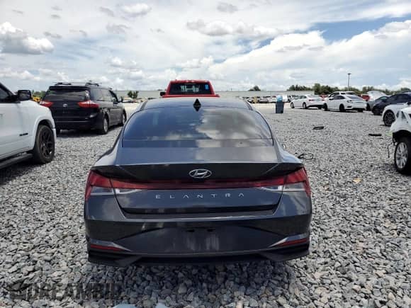 2022 Hyundai Elantra SE с VIN 5NPLL4AG0NH062080, выставлен на аукционе Copart как лот 65252805 с пробегом 20 631 миль миль и Списание • Salvage title. История ставок и продаж доступна на DreamBid. Изображение 6.