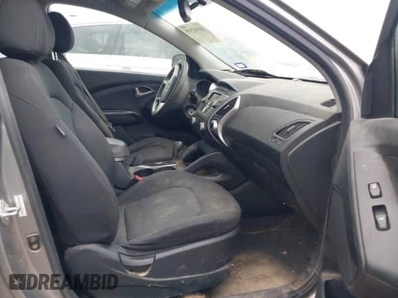 2012 Hyundai Tucson GL z VIN KM8JT3AB6CU424644, wystawiony jako IAAI lot #41947355 z przebiegiem 165 015 mil mil oraz . Historia ofert i sprzedaży dostępna na DreamBid. Obrazek 5.