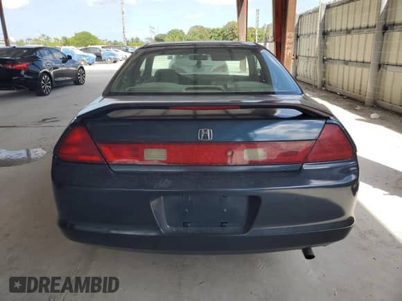 2000 Honda Accord EX with VIN 1HGCG325XYA006429, listed as a Copart auction lot 52305135 with Not provided miles and Salvage title. Bid and sale history available at DreamBid. Image 6.