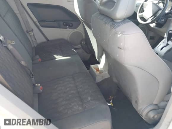 2007 Dodge Caliber with VIN 1B3HB28B97D288216, listed as a IAAI auction lot 42894184 with 135,148 mi miles and . Bid and sale history available at DreamBid. Image 8.
