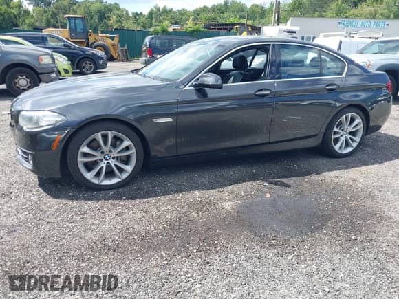 2014 BMW 5 Series 535i xDrive с VIN WBA5B3C59ED536757, выставлен на аукционе IAAI как лот 43097333 с пробегом 92 462 миль миль и . История ставок и продаж доступна на DreamBid. Изображение 23.