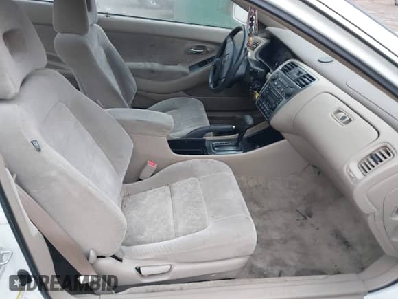 2001 Honda Accord EX with VIN 1HGCG32521A007029, listed as a IAAI auction lot 40910563 with 83,328 mi miles and . Bid and sale history available at DreamBid. Image 5.