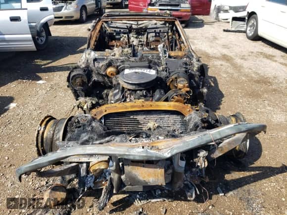 1970 Chevrolet Corvette с VIN 194670S400536, выставлен на аукционе Copart как лот 72133414 с пробегом Не указан миль и На запчасти • Non repairable. История ставок и продаж доступна на DreamBid. Изображение 5.