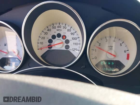 2008 Dodge Caliber SXT with VIN 1B3HB48B38D508575, listed as a IAAI auction lot 43468997 with 120,482 mi miles and . Bid and sale history available at DreamBid. Image 7.