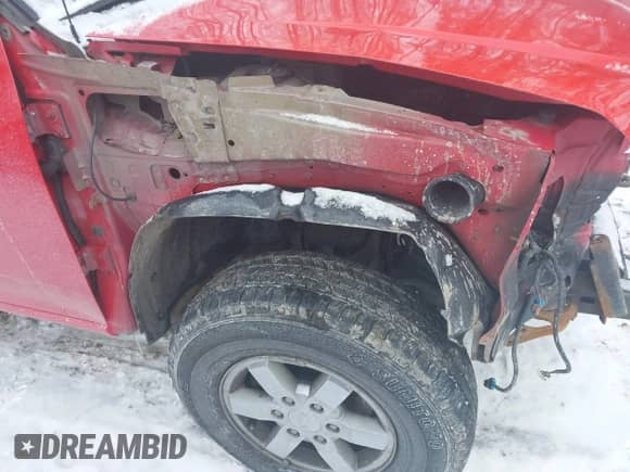 2012 Chevrolet Colorado 1LT с VIN 1GCJTCFE1C8101702, выставлен на аукционе IAAI как лот 41625350 с пробегом 179 513 миль миль и . История ставок и продаж доступна на DreamBid. Изображение 20.