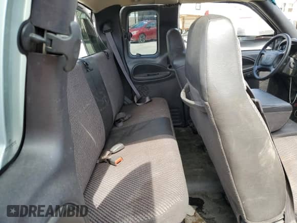 2001 Dodge 2500 с VIN 3B7KC23Z51G795842, выставлен на аукционе Copart как лот 68699305 с пробегом 173 961 миль миль и На запчасти • Non repairable. История ставок и продаж доступна на DreamBid. Изображение 10.